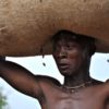 transafrica-articolo-ghana-togo-benin-yam-festival-uomo-sacco